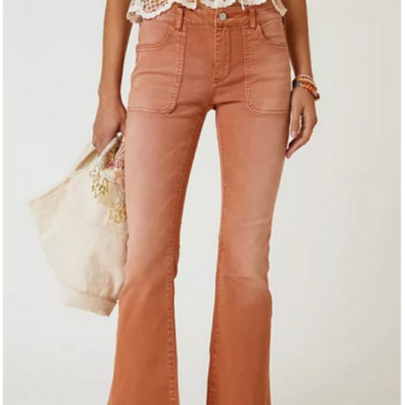 Anthropologie Pilcro 16W NWT The Low-Rise Icon Flare Jeans Bronze 16 W Low Rise - Picture 4 of 7